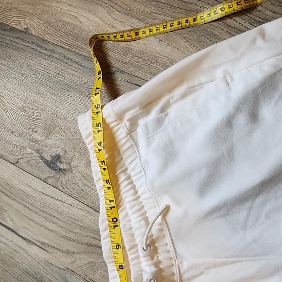 Nike Women's High-waisted Active set with crop top-Medium - Picture 6 of 11